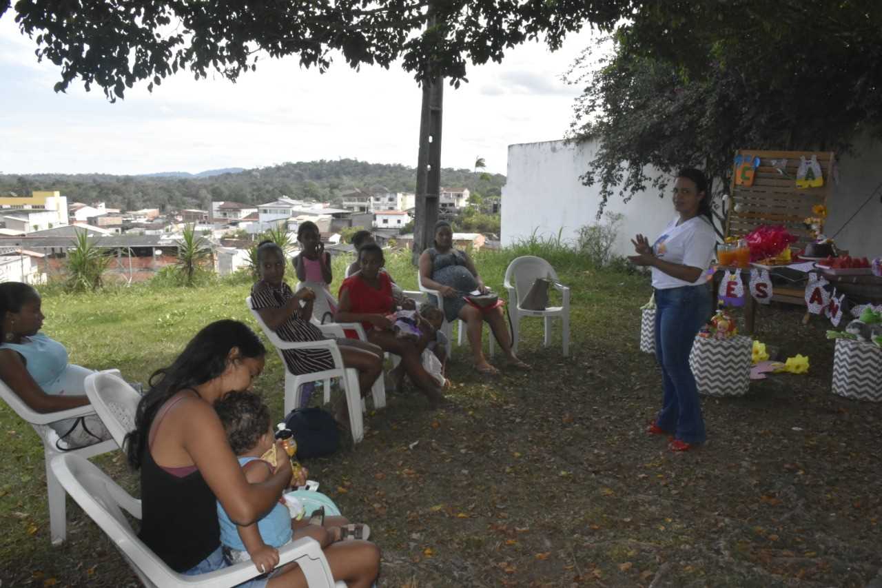 Camacã: Grupo CRAS Gestante realiza confraternização e sessão de fotos com beneficiárias